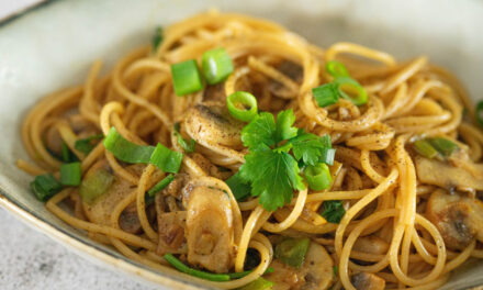 Spaghetti with Mushroom Stir-Fry