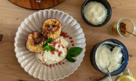 Baked Maple Cinnamon Peaches