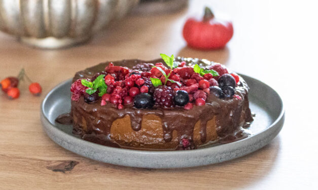 Pumpkin Chocolate Cream Cake