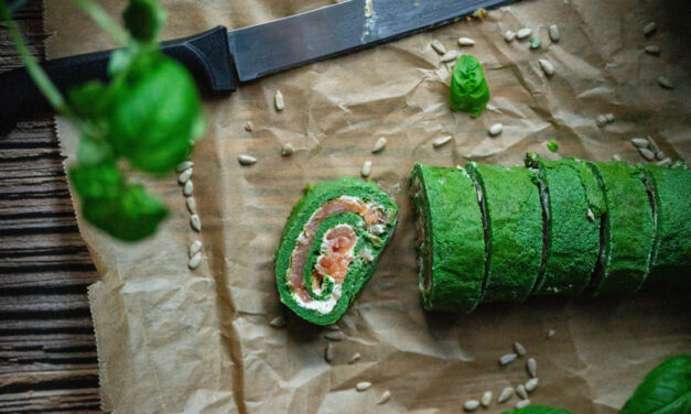 Spinach Wraps with Smoked Salmon